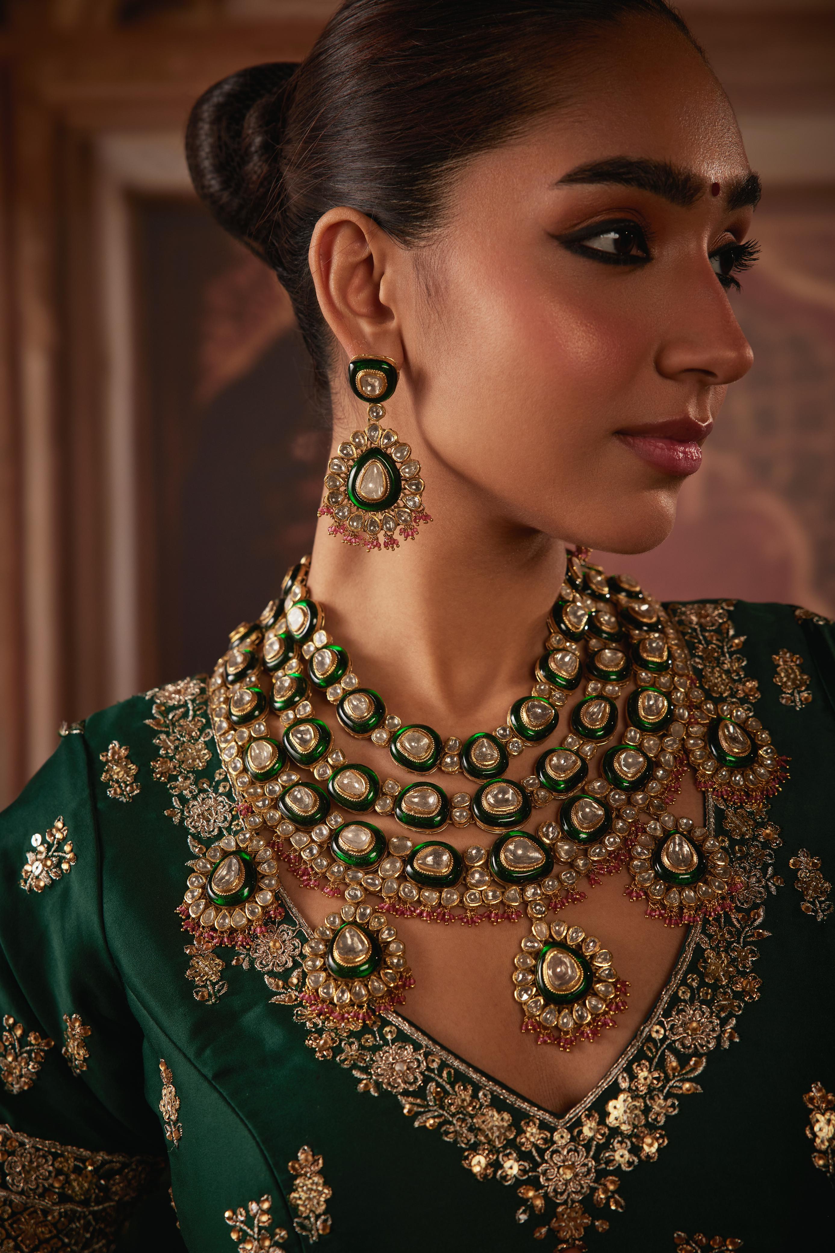 Nizami Drape